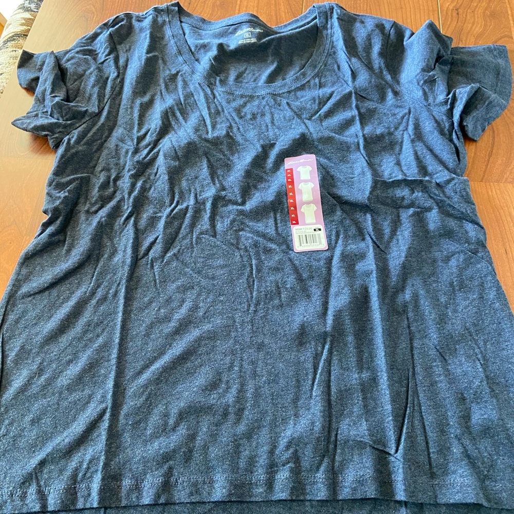 - Eddie Bauer XL T Shirt ladies Navy Blue short sleeve scoop neck tee t-sh…